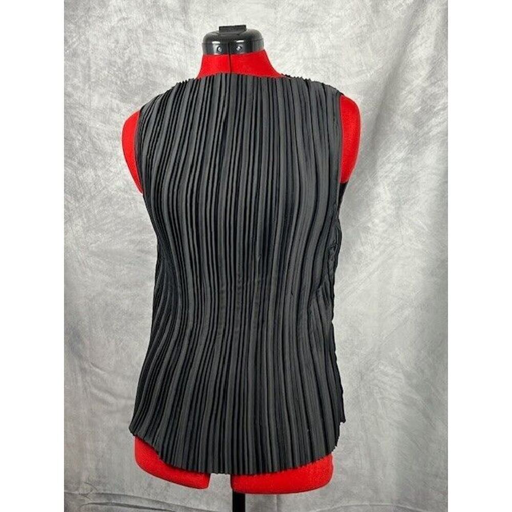 NEW WAYF Constance Sleeveless Ribbed Black Top Size M